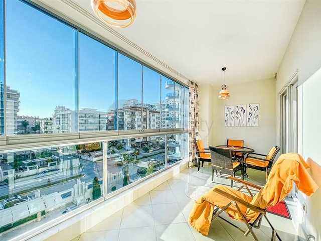 Апартаменты 1+1 в районе Махмутлар