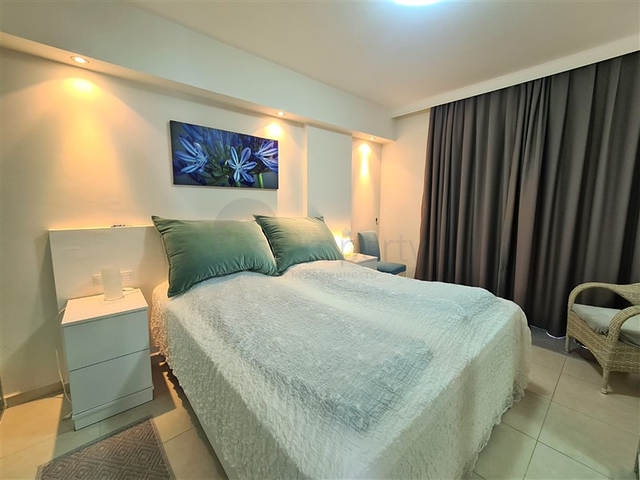 Квартира планировкой 2+1 в районе Кестель всего 50 м от моря