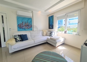 Квартира планировкой 2+1 в районе Кестель всего 50 м от моря