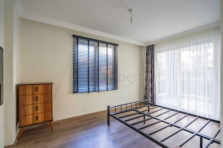 Просторная трехкомнатная квартира в пешей доступности к морю