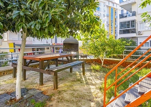 Просторная трехкомнатная квартира в пешей доступности к морю