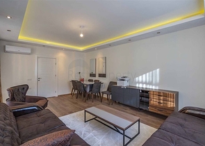 Просторная трехкомнатная квартира в пешей доступности к морю