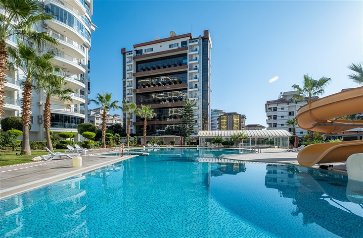 Большая квартира 2+1 с завораживающим видом на город 