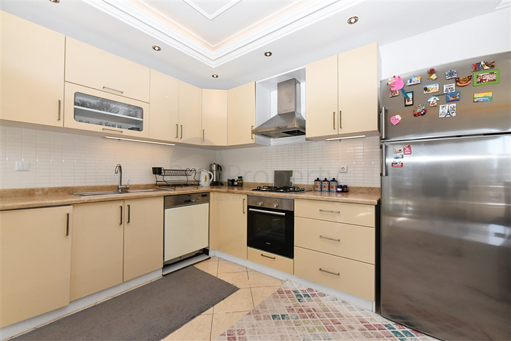 Большая квартира 2+1 с завораживающим видом на город 