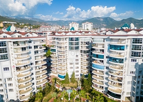 Большая квартира 2+1 с завораживающим видом на город 