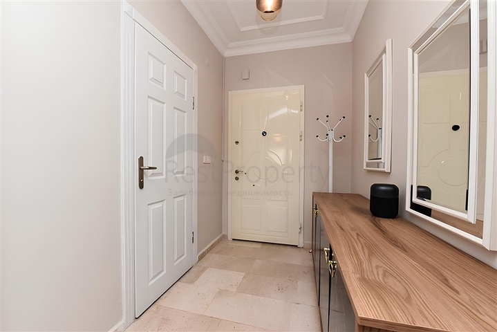 Трёхспальная вилла с элегантным ремонтом