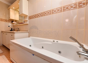 Трёхспальная вилла с элегантным ремонтом