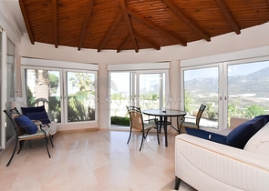 Трёхспальная вилла с элегантным ремонтом