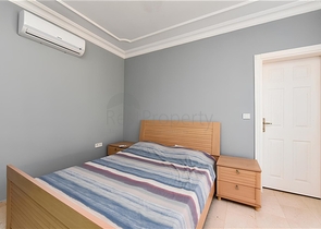 Трёхспальная вилла с элегантным ремонтом