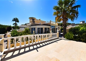 Трёхспальная вилла с элегантным ремонтом