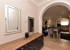 Трёхспальная вилла с элегантным ремонтом