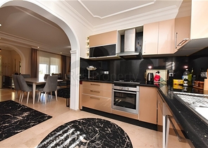 Трёхспальная вилла с элегантным ремонтом