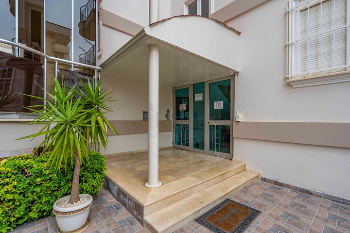 Квартира планировкой 2+1 в центральном районе Оба