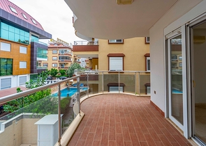 Квартира планировкой 2+1 в центральном районе Оба