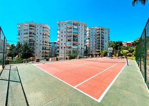 Просторный пентхаус 3+1 в районе Тосмур