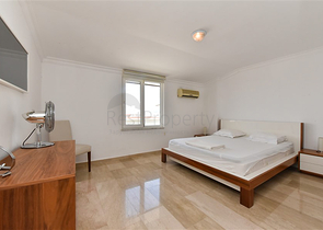 Просторный пентхаус 3+1 в районе Тосмур