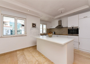 Просторный пентхаус 3+1 в районе Тосмур