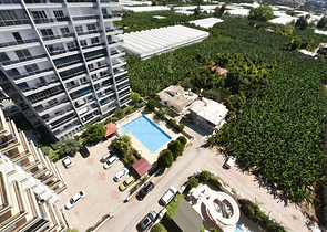 Меблированный пентхаус 4+1 с видом на море в Махмутларе