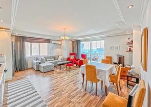 Апартаменты 2+1 в районе Махмутлар