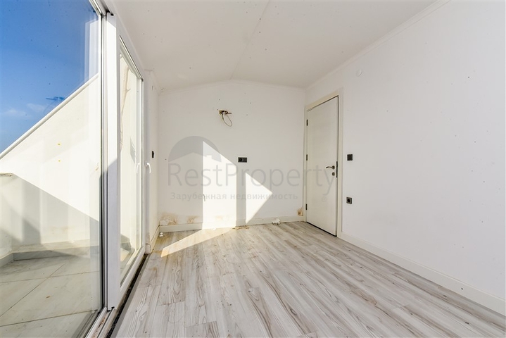 Дублекс 3+1 в малоэтажном ЖК в 150 м от моря