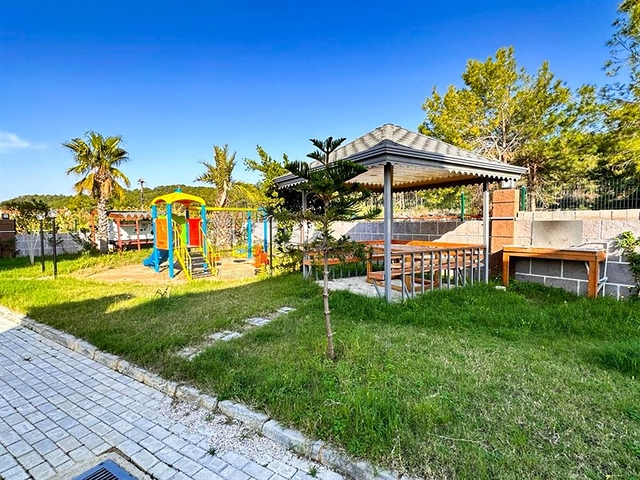 Дублекс 3+1 в малоэтажном ЖК в 150 м от моря