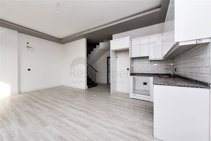 Дублекс 3+1 в малоэтажном ЖК в 150 м от моря