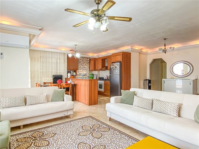 Трехкомнатная квартира для постоянного проживания дружной семьи