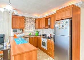 Трехкомнатная квартира для постоянного проживания дружной семьи