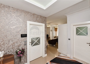 Красивая квартира в резиденции у моря в районе Махмутлар.