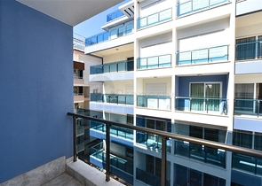 Красивая квартира в резиденции у моря в районе Махмутлар.