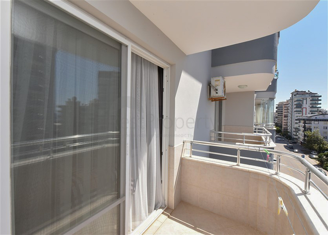 Трехкомнатная квартира в самом центре Махмутлара