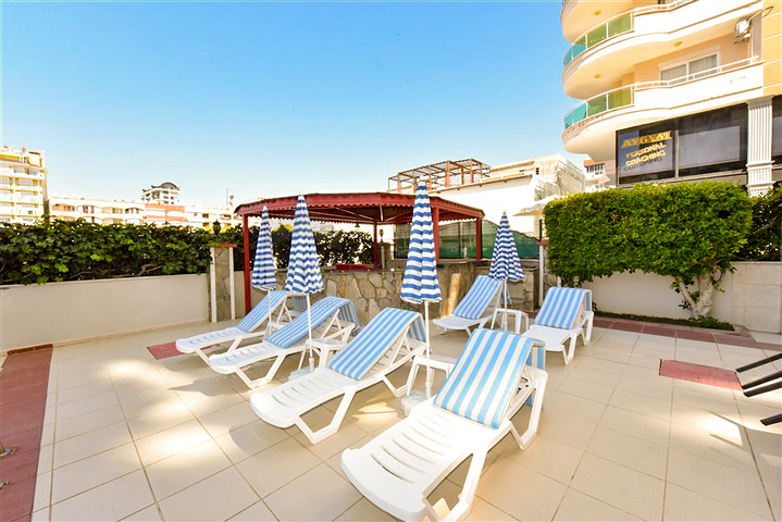 Трехкомнатная квартира в самом центре Махмутлара