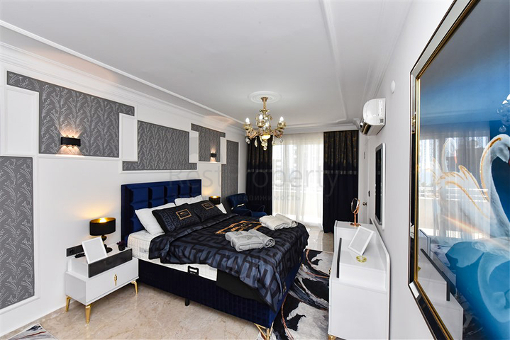 Трехкомнатная квартира в самом центре Махмутлара