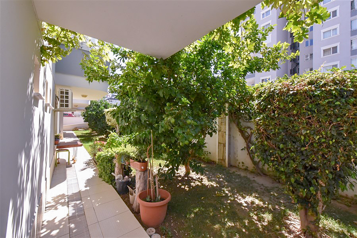 Трехкомнатная квартира в самом центре Махмутлара