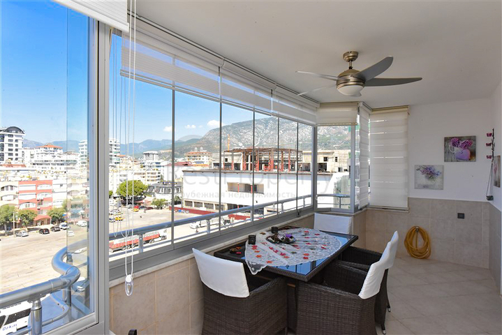 Трехкомнатная квартира в самом центре Махмутлара