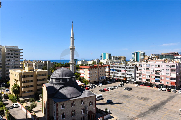 Трехкомнатная квартира в самом центре Махмутлара