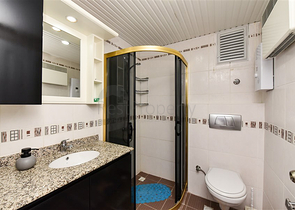 Трехкомнатная квартира в самом центре Махмутлара