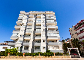 Трехкомнатная квартира в самом центре Махмутлара