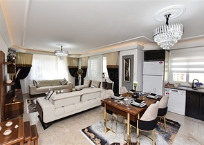 Трехкомнатная квартира в самом центре Махмутлара