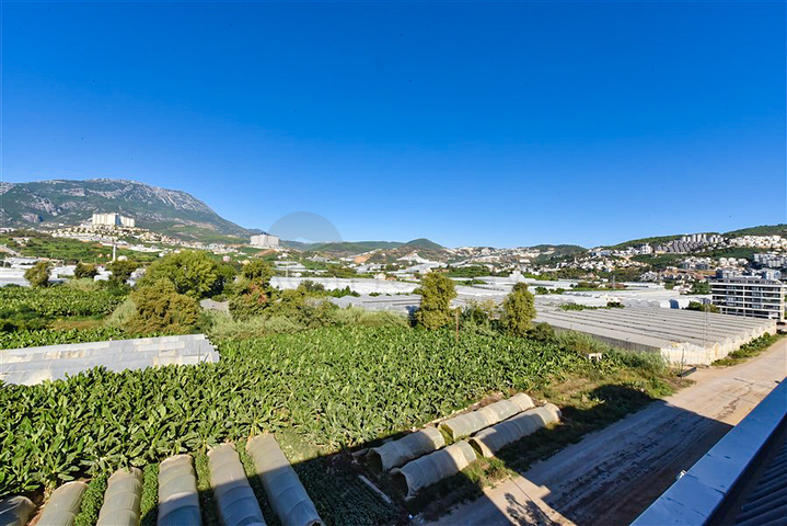 Пентхаус 3+1 с открытым видом на горы в районе Каргыджак