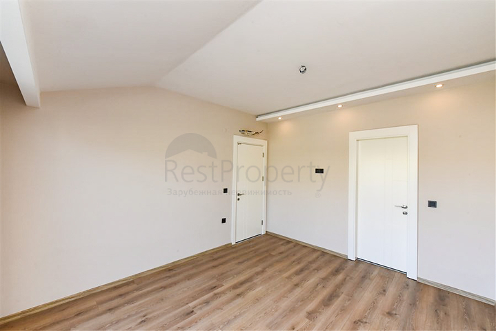 Пентхаус 3+1 с открытым видом на горы в районе Каргыджак