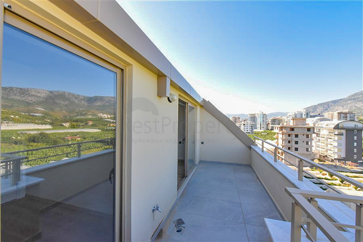 Пентхаус 3+1 с открытым видом на горы в районе Каргыджак