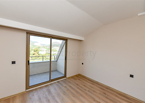 Пентхаус 3+1 с открытым видом на горы в районе Каргыджак