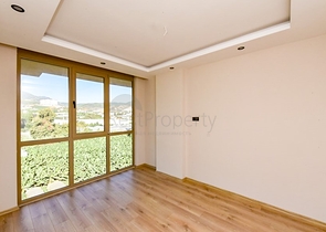 Пентхаус 3+1 с открытым видом на горы в районе Каргыджак