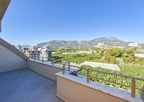 Пентхаус 3+1 с открытым видом на горы в районе Каргыджак