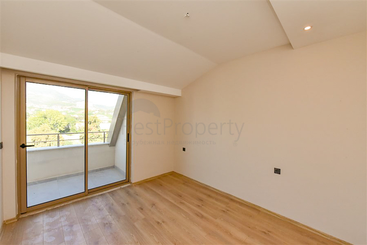 Пентхаус 3+1 в новом комплексе в районе Каргыджак