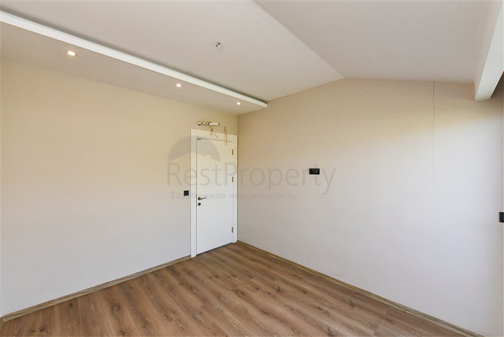 Пентхаус 3+1 в новом комплексе в районе Каргыджак