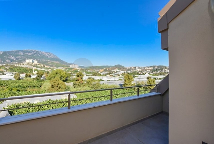 Пентхаус 3+1 в новом комплексе в районе Каргыджак