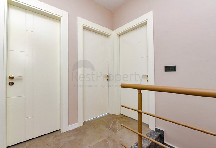 Пентхаус 3+1 в новом комплексе в районе Каргыджак