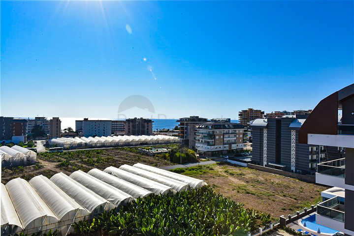 Пентхаус 3+1 в новом комплексе в районе Каргыджак